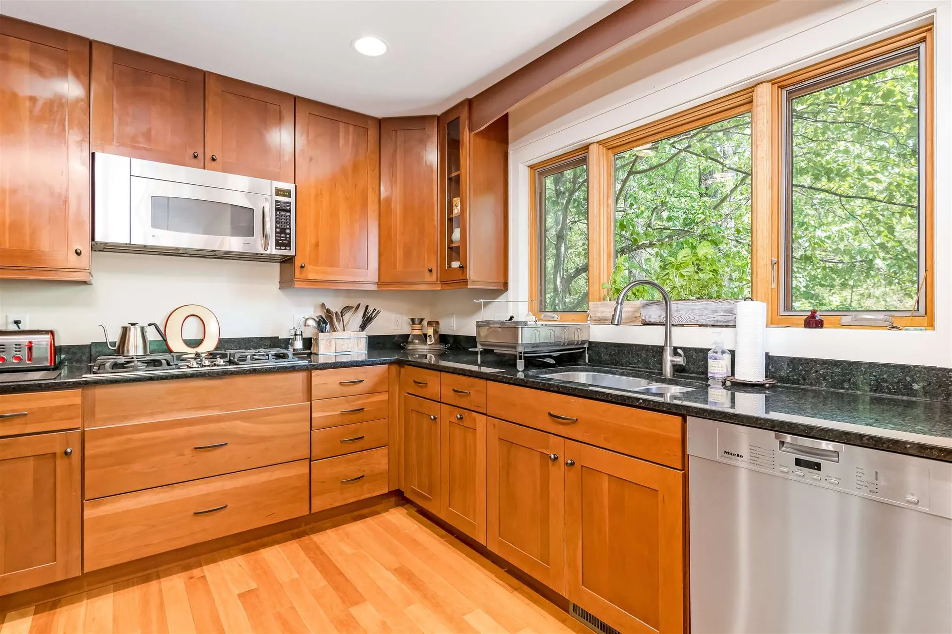 296 South Cove Road Burlington VT 05401