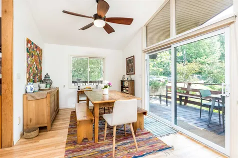 296 South Cove Road Burlington VT 05401
