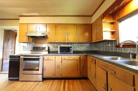 109 Church Street Barnet VT 05821