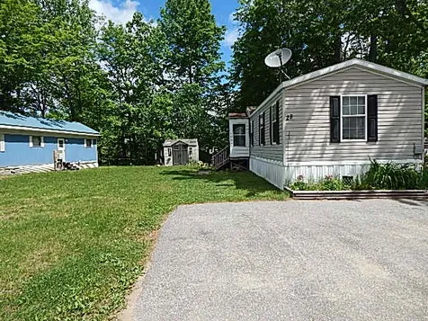 28 Quinn Street Tilton NH 03276