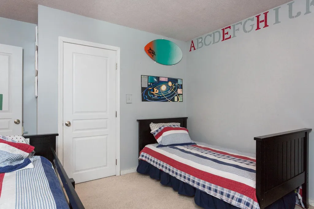 8 Clara Street Exeter NH 03833