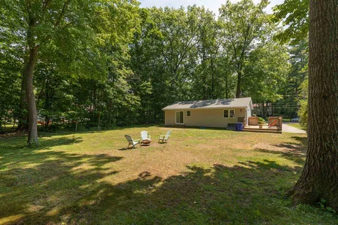 8 Clara Street Exeter NH 03833