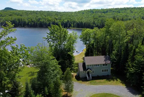 784 Onion Point Road Peacham VT 05862