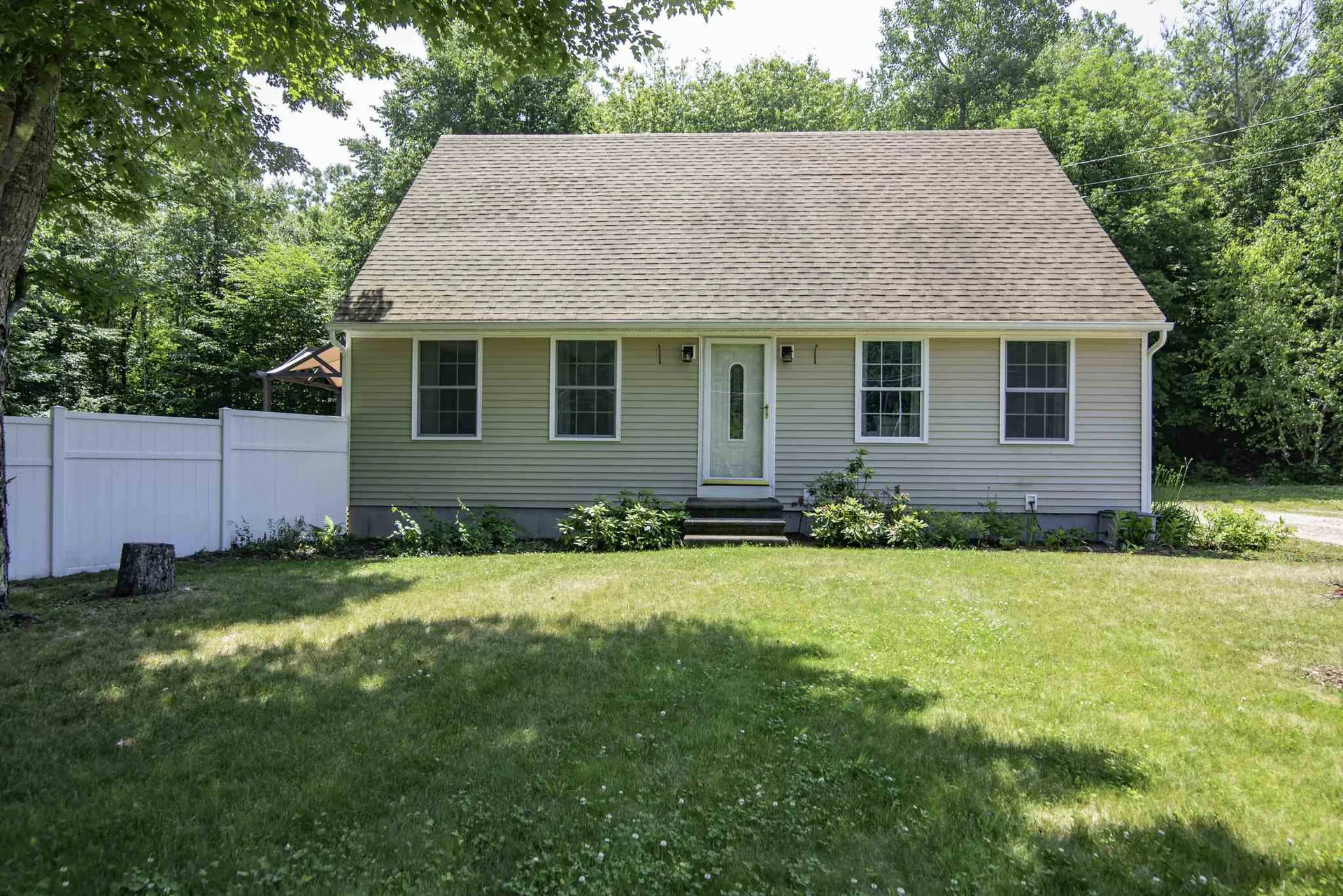 33 Allen Farm Road Northwood NH 03261