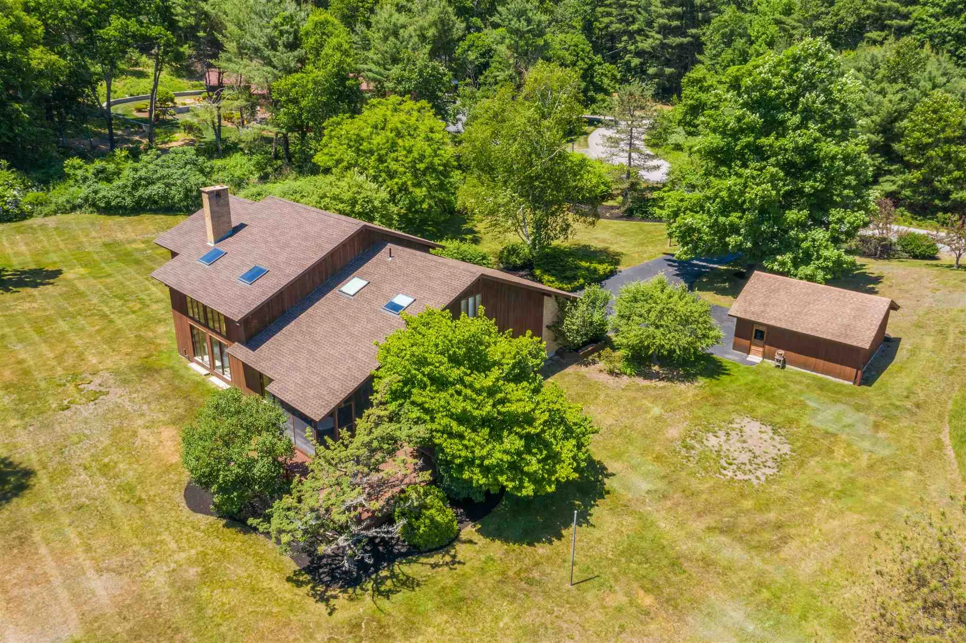 10 Springvale Drive Hollis NH 03049