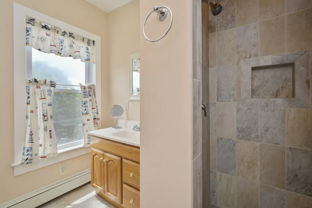 622 Central Street Franklin NH 03235