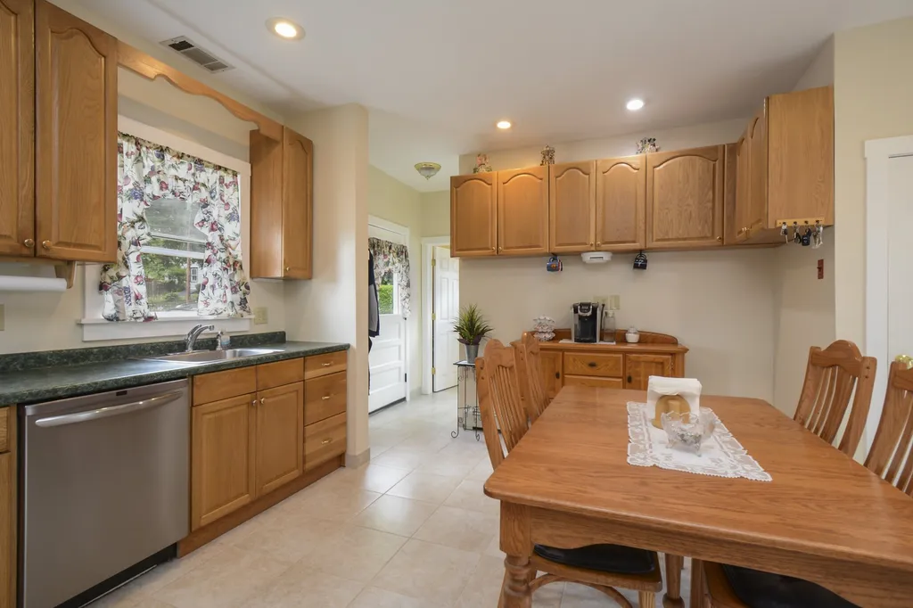 622 Central Street Franklin NH 03235