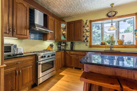 27 Slayton Terrace Woodstock VT 05091