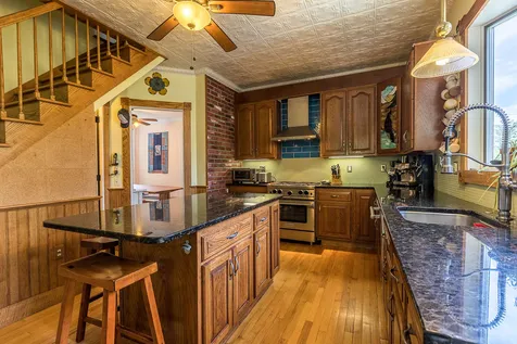 27 Slayton Terrace Woodstock VT 05091