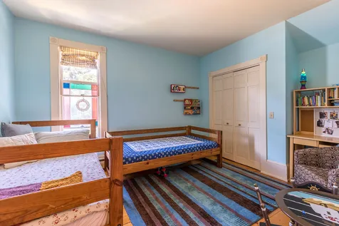 27 Slayton Terrace Woodstock VT 05091
