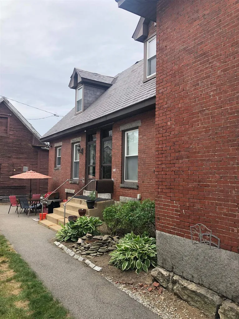268 Merrimack Street Manchester NH 03103