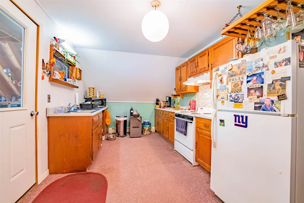 31-33 School Street Milton VT 05468