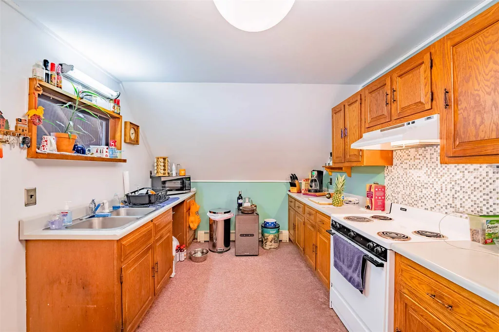 31-33 School Street Milton VT 05468