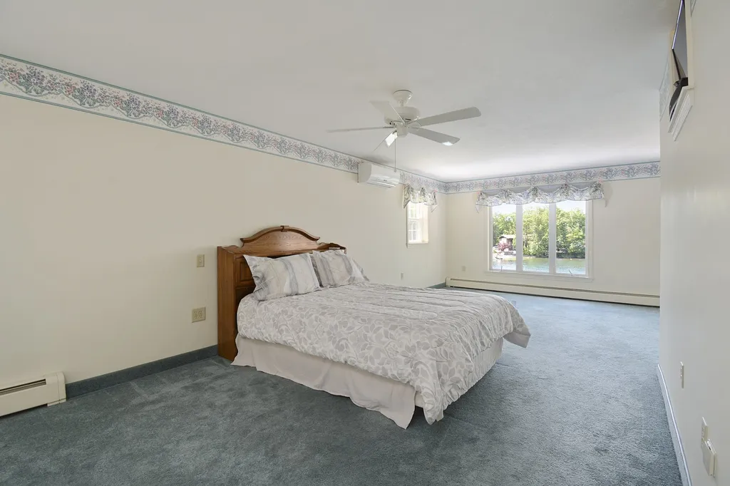 104 Minge Cove Road Alton NH 03809