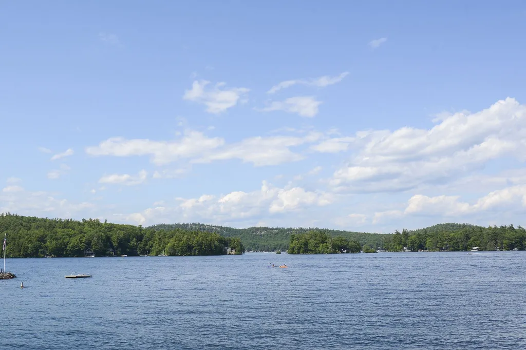 104 Minge Cove Road Alton NH 03809