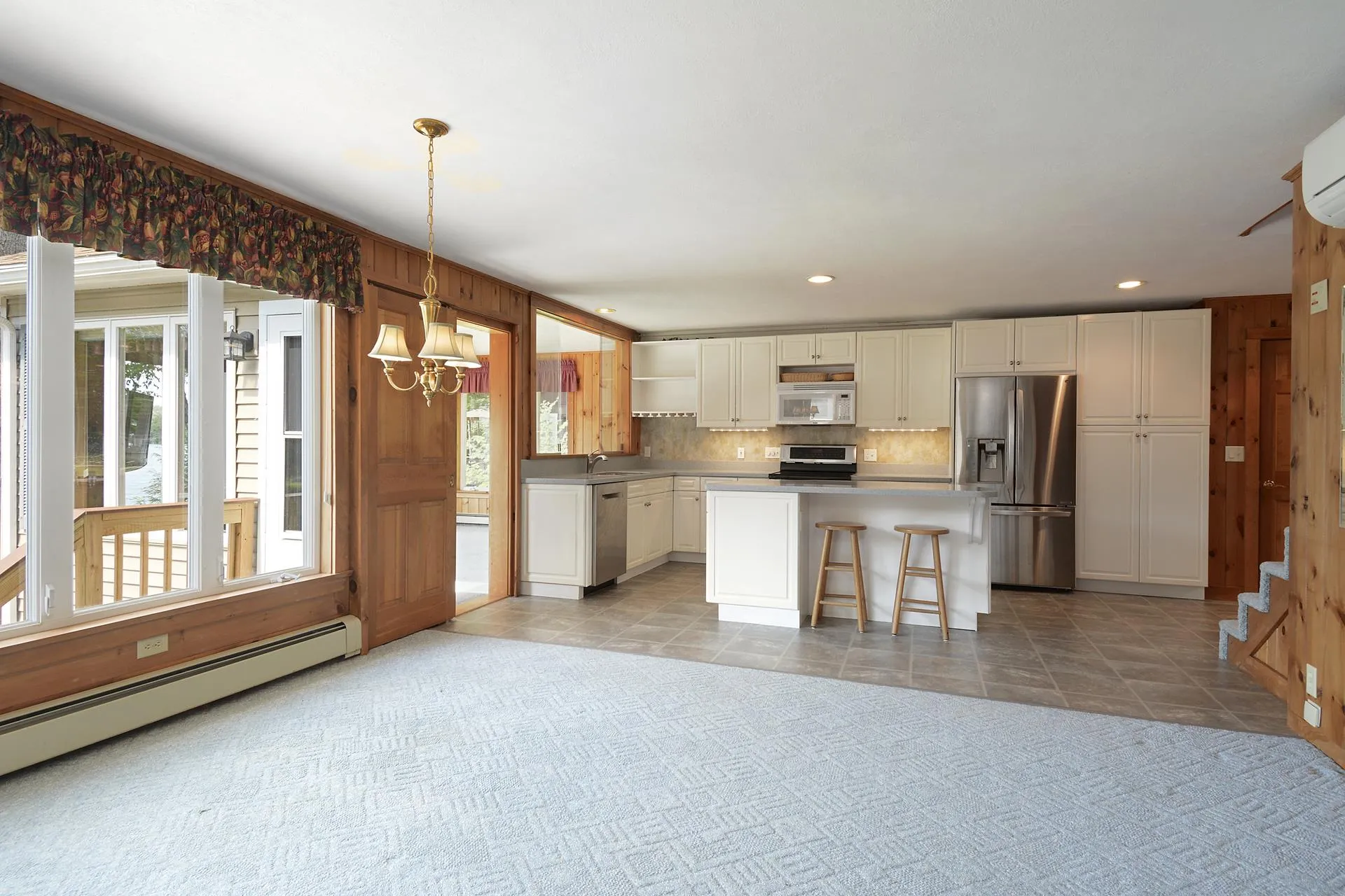 104 Minge Cove Road Alton NH 03809