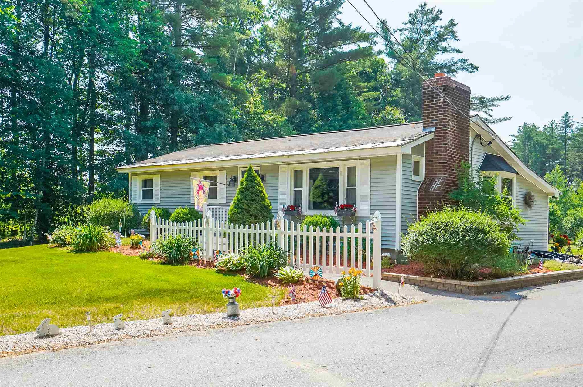 8 Cross Road Hooksett NH 03106