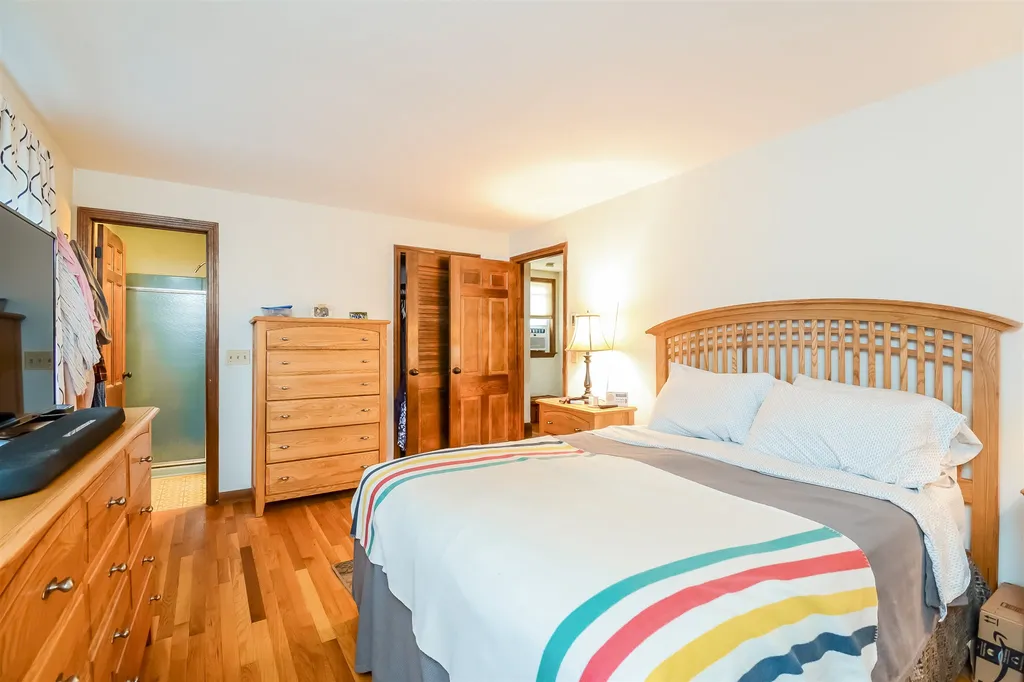 7 Falcon Drive Pelham NH 03076