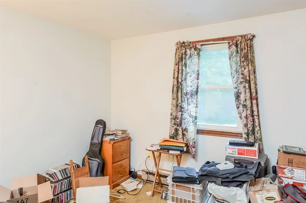 7 Falcon Drive Pelham NH 03076