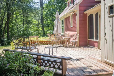 8 Jiminy Drive Wolfeboro NH 03894