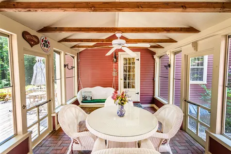 8 Jiminy Drive Wolfeboro NH 03894