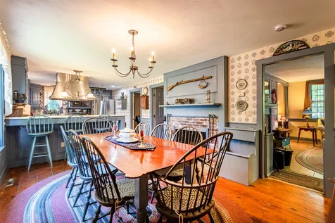 8 Jiminy Drive Wolfeboro NH 03894
