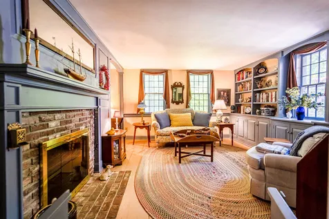 8 Jiminy Drive Wolfeboro NH 03894