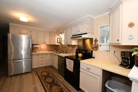2 N Fuchsia Drive Rochester NH 03867