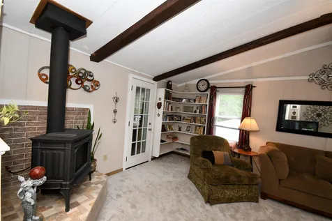 2 N Fuchsia Drive Rochester NH 03867
