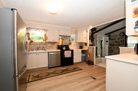2 N Fuchsia Drive Rochester NH 03867