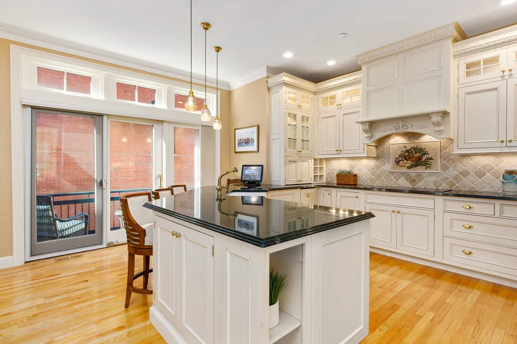 32 Porter Street Portsmouth NH 03801