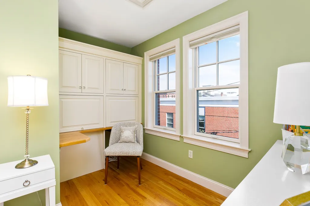 32 Porter Street Portsmouth NH 03801