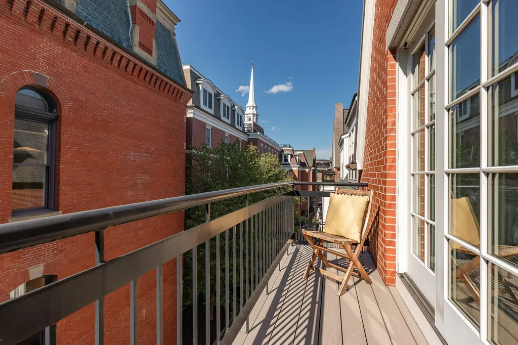 32 Porter Street Portsmouth NH 03801