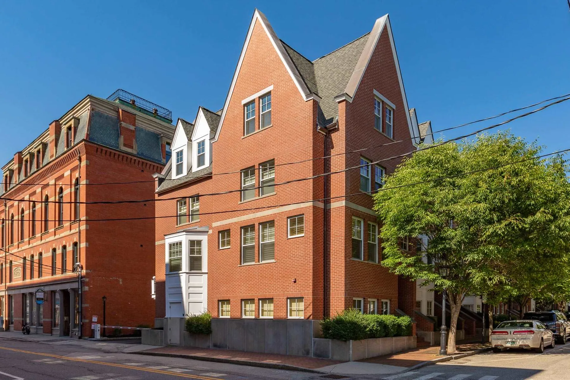 32 Porter Street Portsmouth NH 03801
