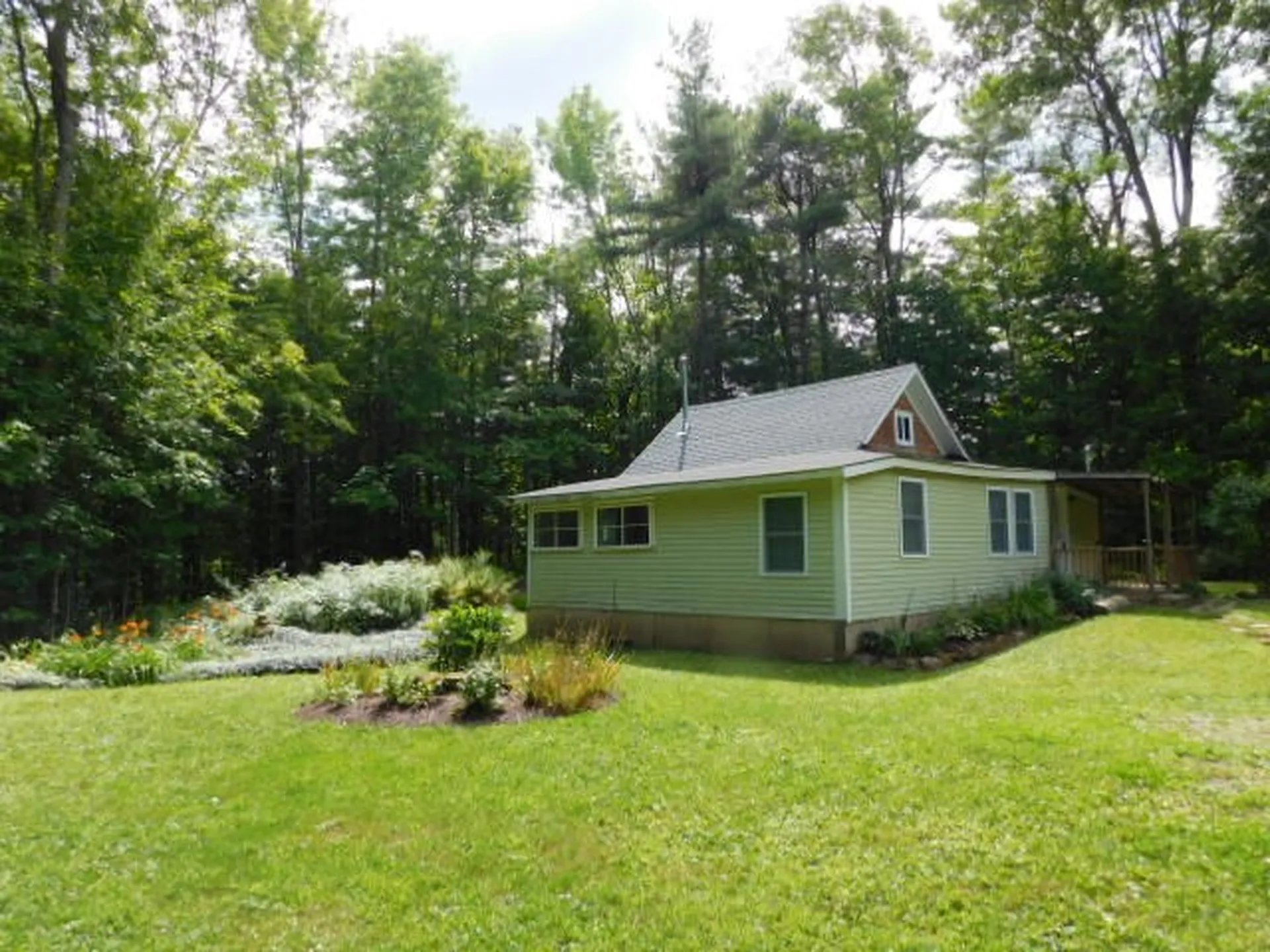 17 Oliver Road Marlborough NH 03455