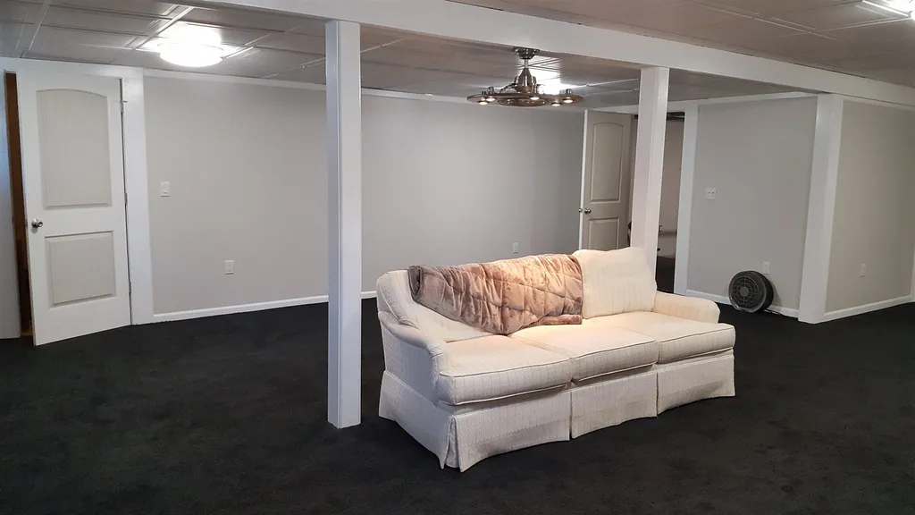 493 Silver Pine Lane Tamworth NH 03886