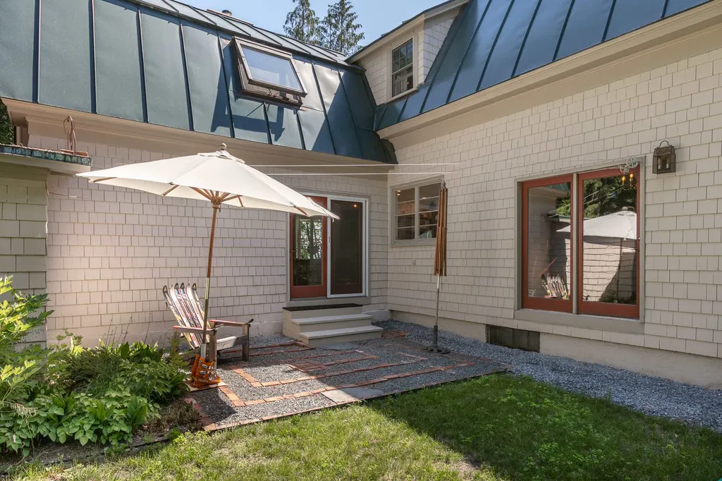 170 Barberry Hill Road Woodstock VT 05091