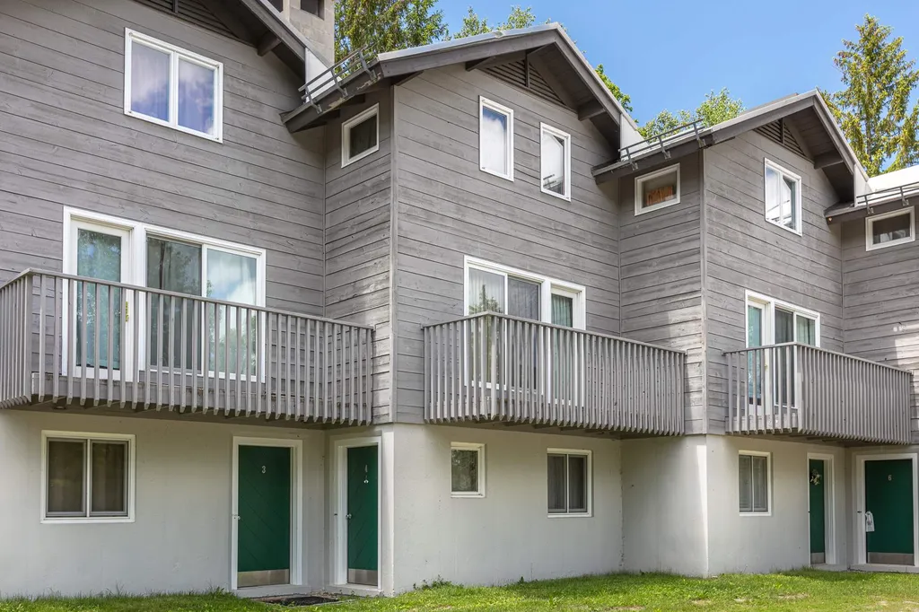 4 Black Birch Road Winhall VT 05340