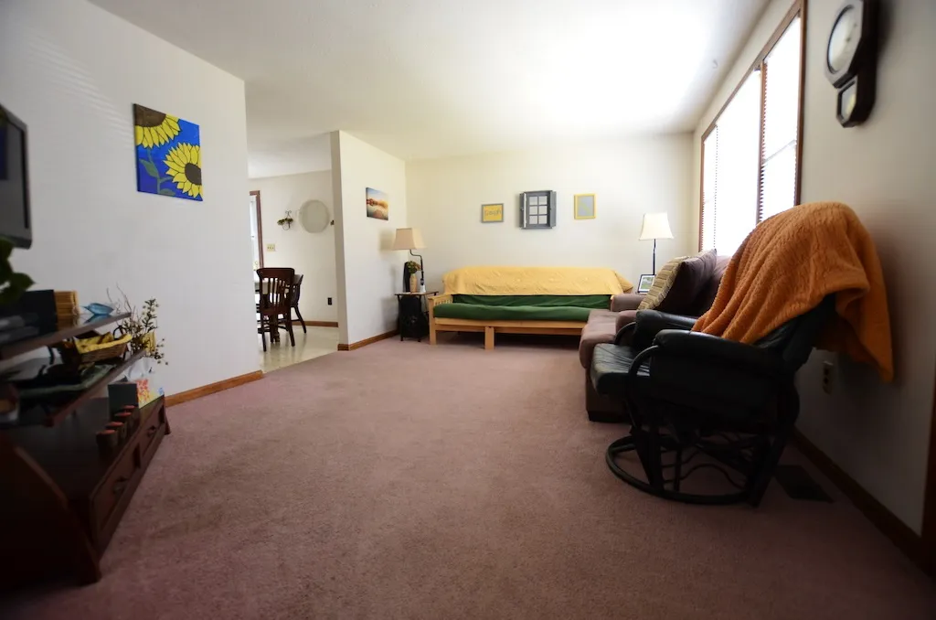 146b Barretts Hill Road Hudson NH 03051