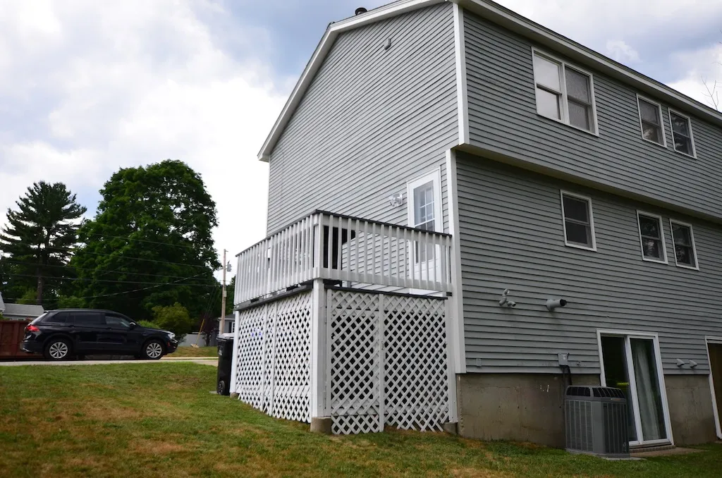 146b Barretts Hill Road Hudson NH 03051