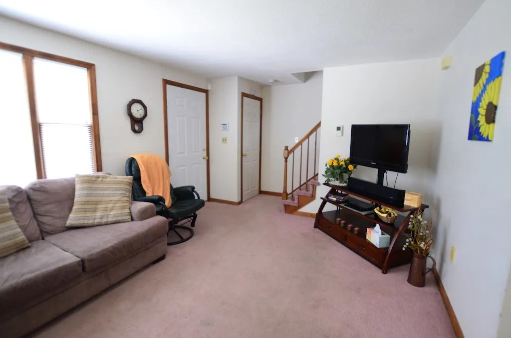 146b Barretts Hill Road Hudson NH 03051