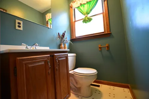 146b Barretts Hill Road Hudson NH 03051