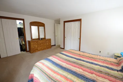 146b Barretts Hill Road Hudson NH 03051