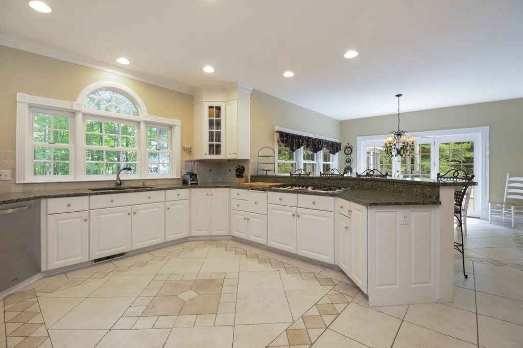 56 Ridge Road Concord NH 03301