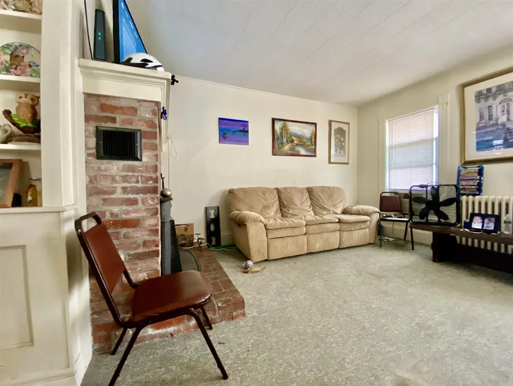 198 Baldwin Street Laconia NH 03246