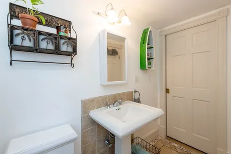 75 Nashua Road Pelham NH 03076