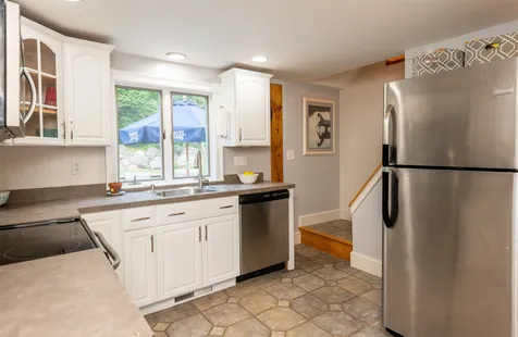 75 Nashua Road Pelham NH 03076