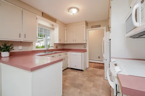 6 Madison Street Concord NH 03301