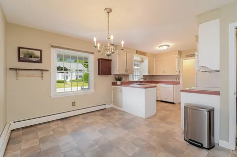 6 Madison Street Concord NH 03301