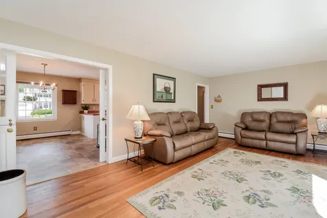 6 Madison Street Concord NH 03301